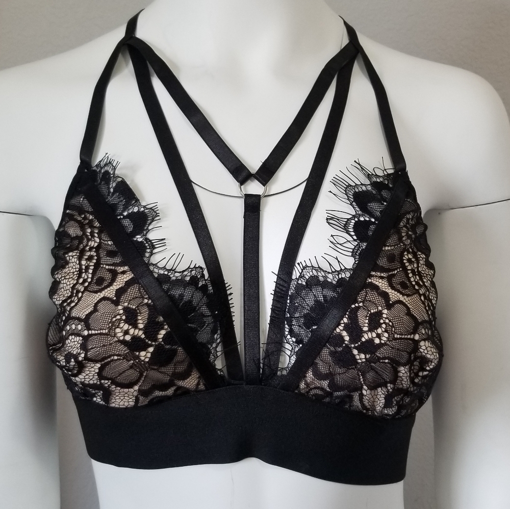 Bralette - Picture 8 of 9